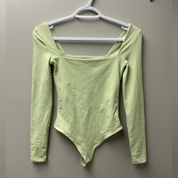 Babaton Contour Square Neck Green Bodysuit - Picture 1 of 5